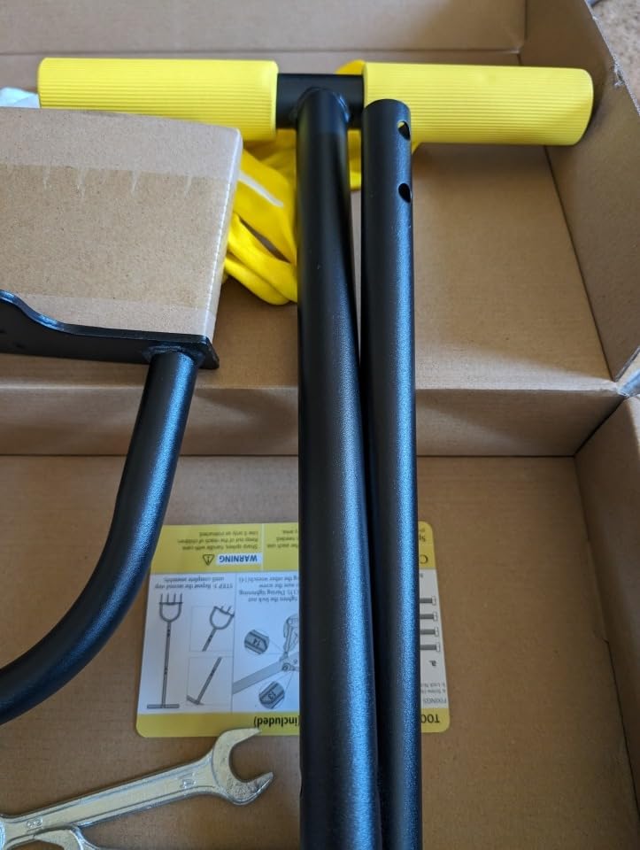 Colwelt Aerator Lawn Tool, Manual Lawn Grass Aerator with Rugged Wide Spike customer photo 1