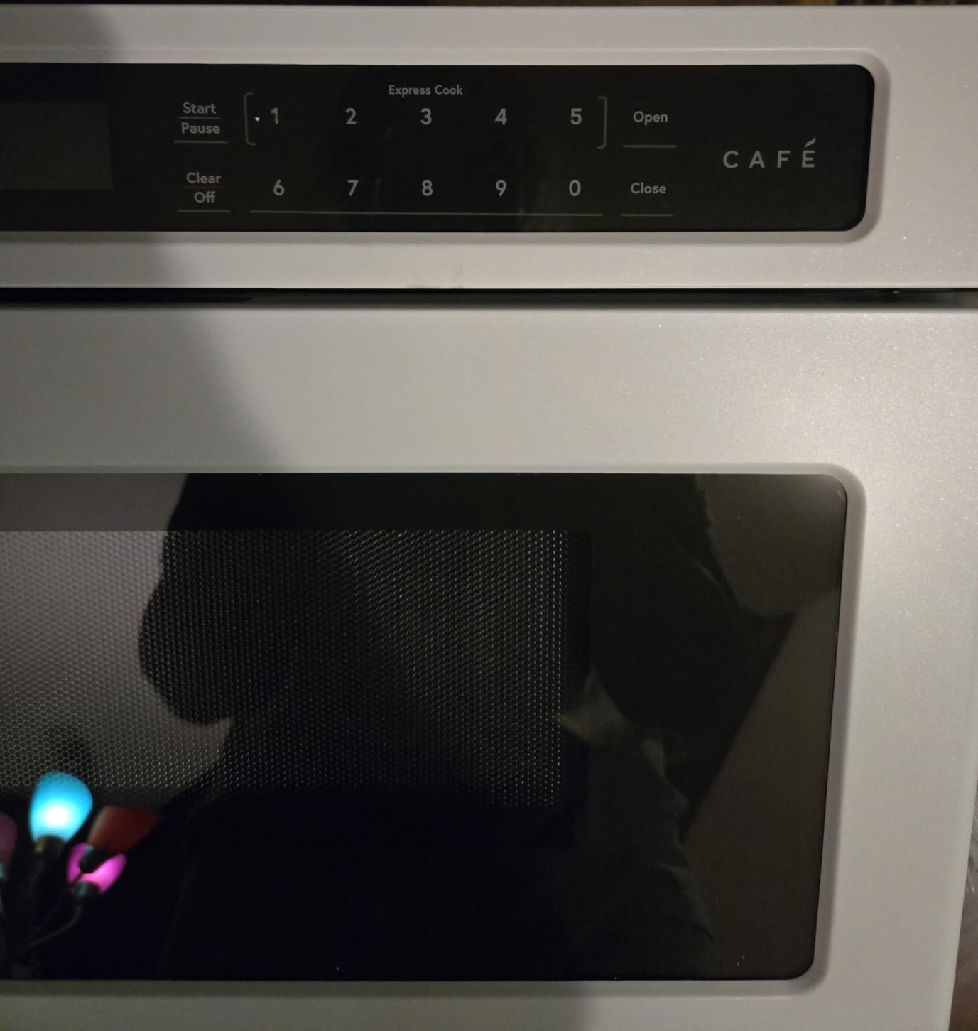 Café 1.2 Cu Ft 24