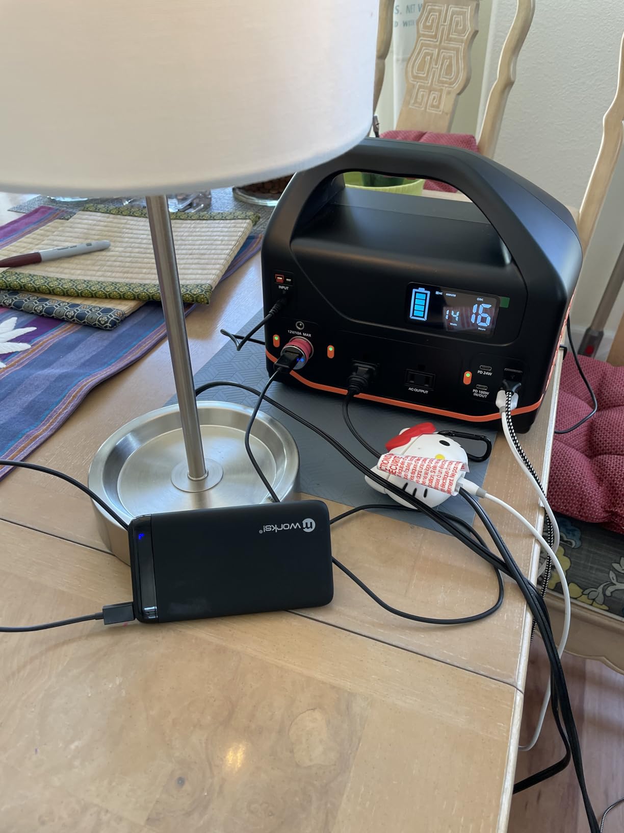 Portable Power Station 600W, 293Wh Camping Lithium Battery customer photo 1