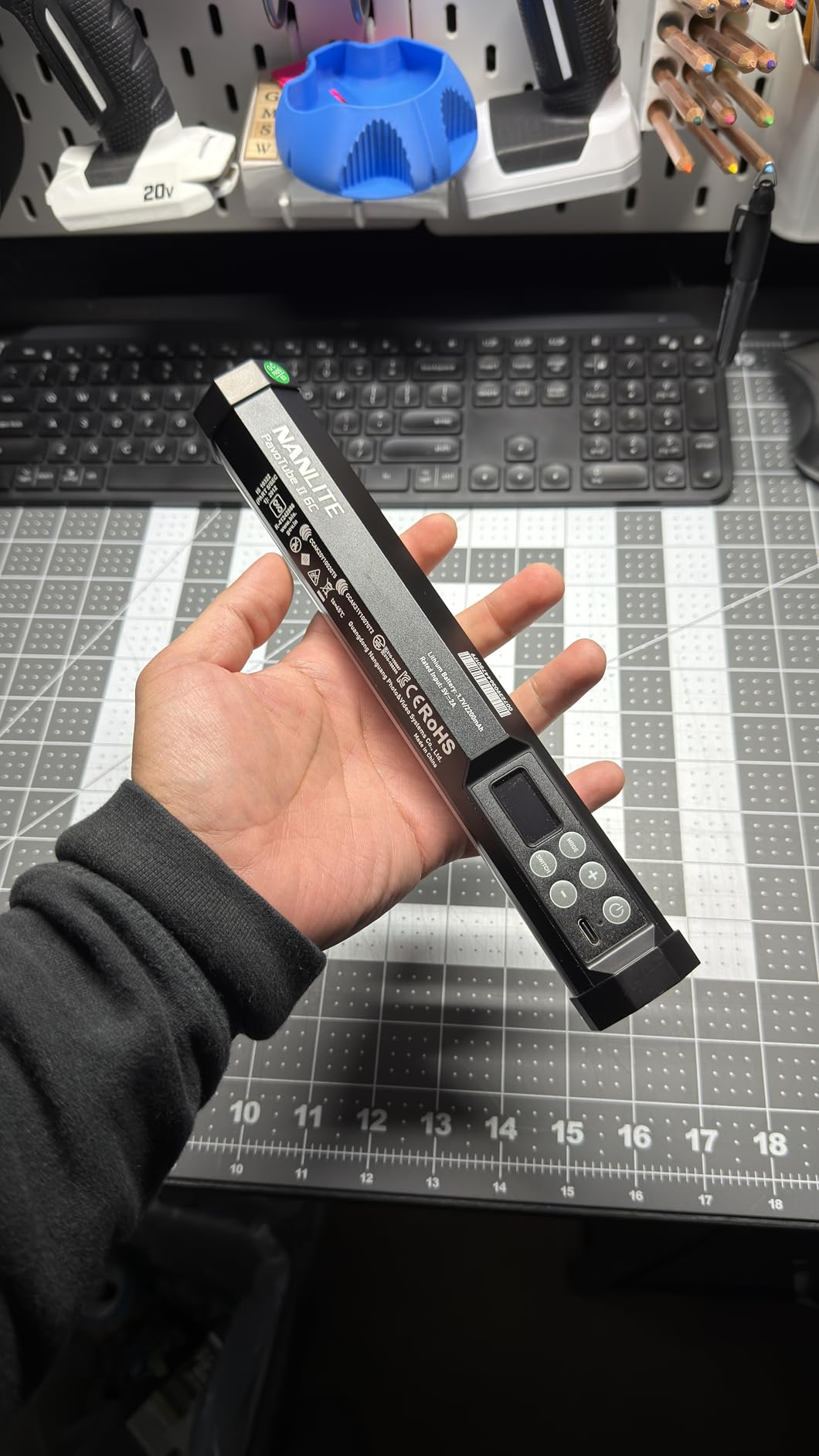 NANLITE PavoTube II 6C LED RGB Tube, 2700K-7500K Ultra-Wide Color Temperature, 2.4GHz Wireless Control Portable Handheld Photography Lighting Stick customer photo 1