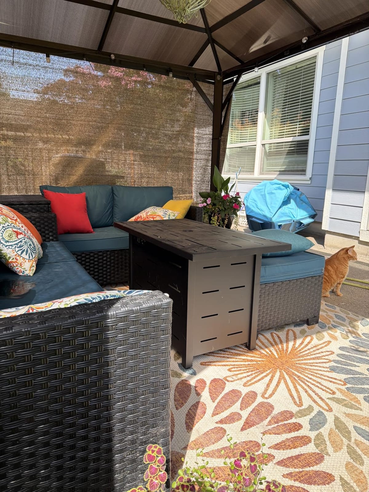 43 inch Outdoor Propane Fire Pit 50,000 BTU Gas Fire Pit Table with Lid, Waterproof Cover, Rectangle Gas Firepit Table for Garden/Patio, CSA Certification customer photo 2