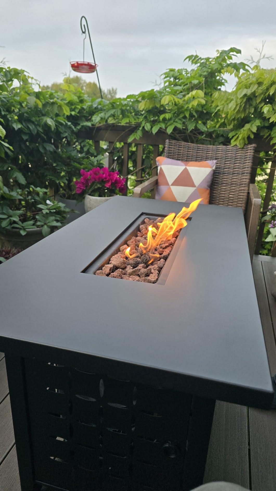 43 Inch Propane Fire Pit Table for Patio & Backyard, 50,000 BTU Steel Gas Fire Pit with Lid & Lava Rocks, Outdoor Table Heater for Deck, Garden, Smokeless Flame customer photo 2