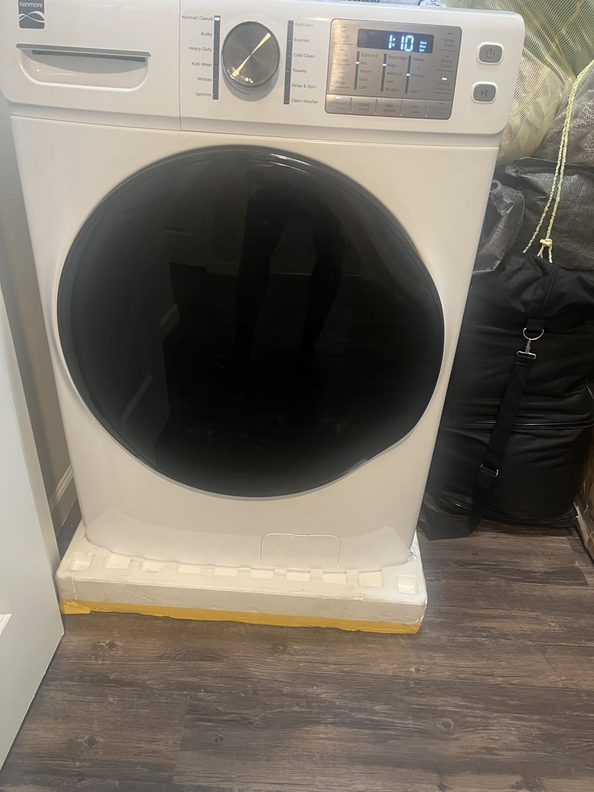 Kenmore 4.5 cu. ft. Front Load Washer - White customer photo 2