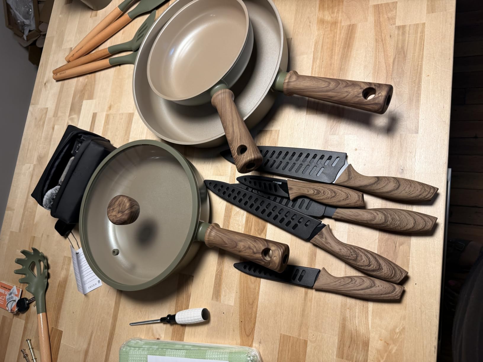 CAROTE 21pcs Pots and Pans Set, Nonstick Cookware Sets customer photo 1