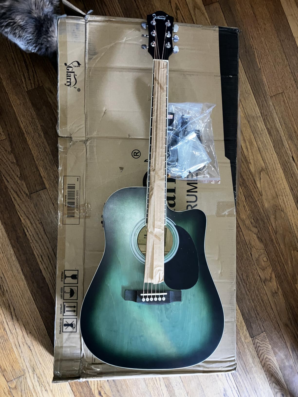 Joymusic 38 inch brown beginner acoustic guitar kit,bundle with a strap with picks holder,digital tuner, set strings, capo,cleaning cloth,6 picks,gig bag.(JG-38C,BR) customer photo 2