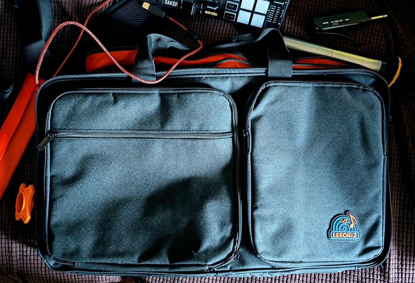 DJ Controller Case Fits for Pioneer DDJ-FLX4/Numark Mixtrack Platinum FX customer photo 2