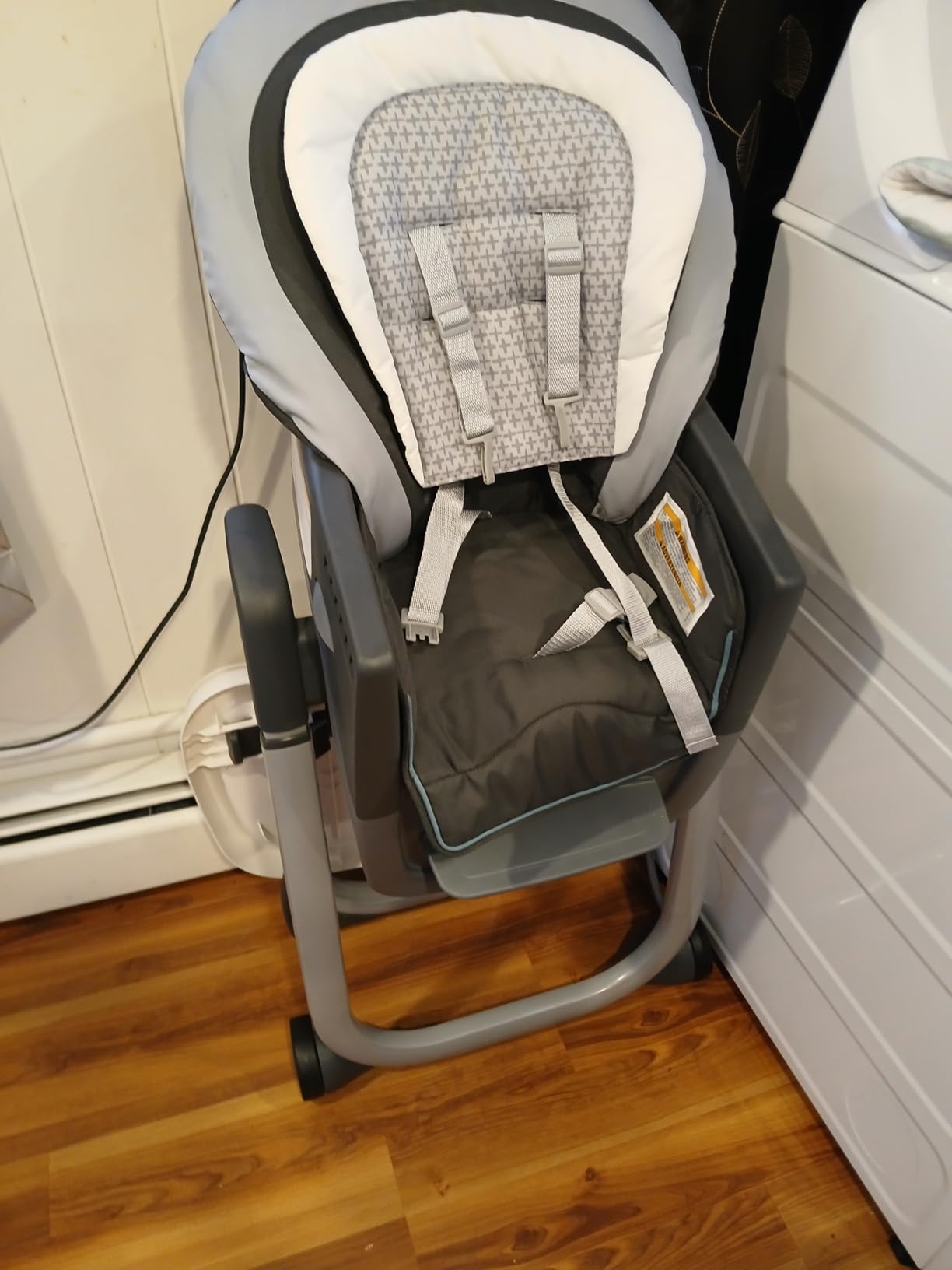 Graco DuoDiner DLX 6-in-1 Convertible Highchair, Arlo customer photo 1