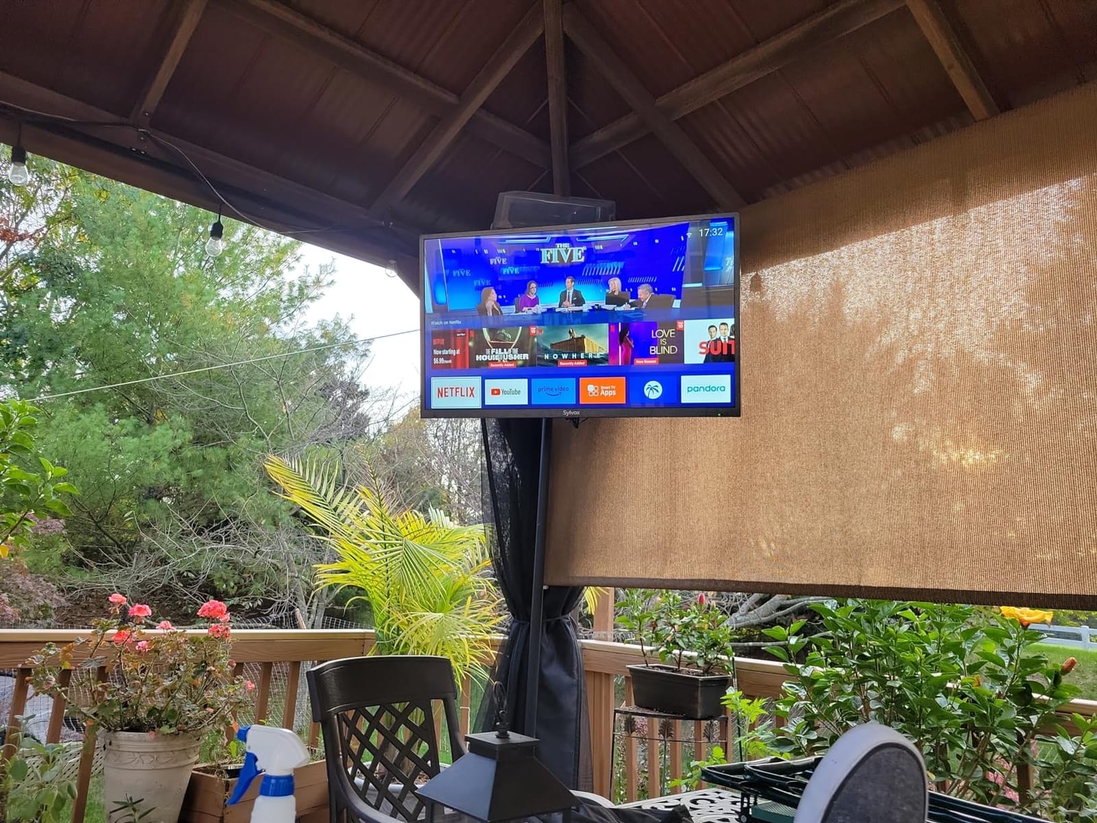 SYLVOX Outdoor TV, 120Hz Gaming TV for Outside, 55
