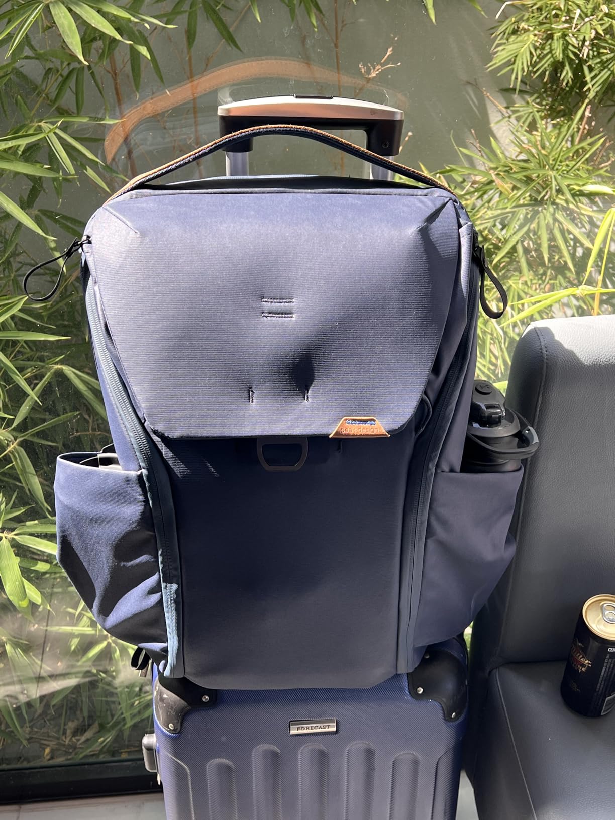 Peak Design Everyday Backpack 20L, Charcoal, MagLatch Top, Dual Side Access, FlexFold Dividers, Fits 15