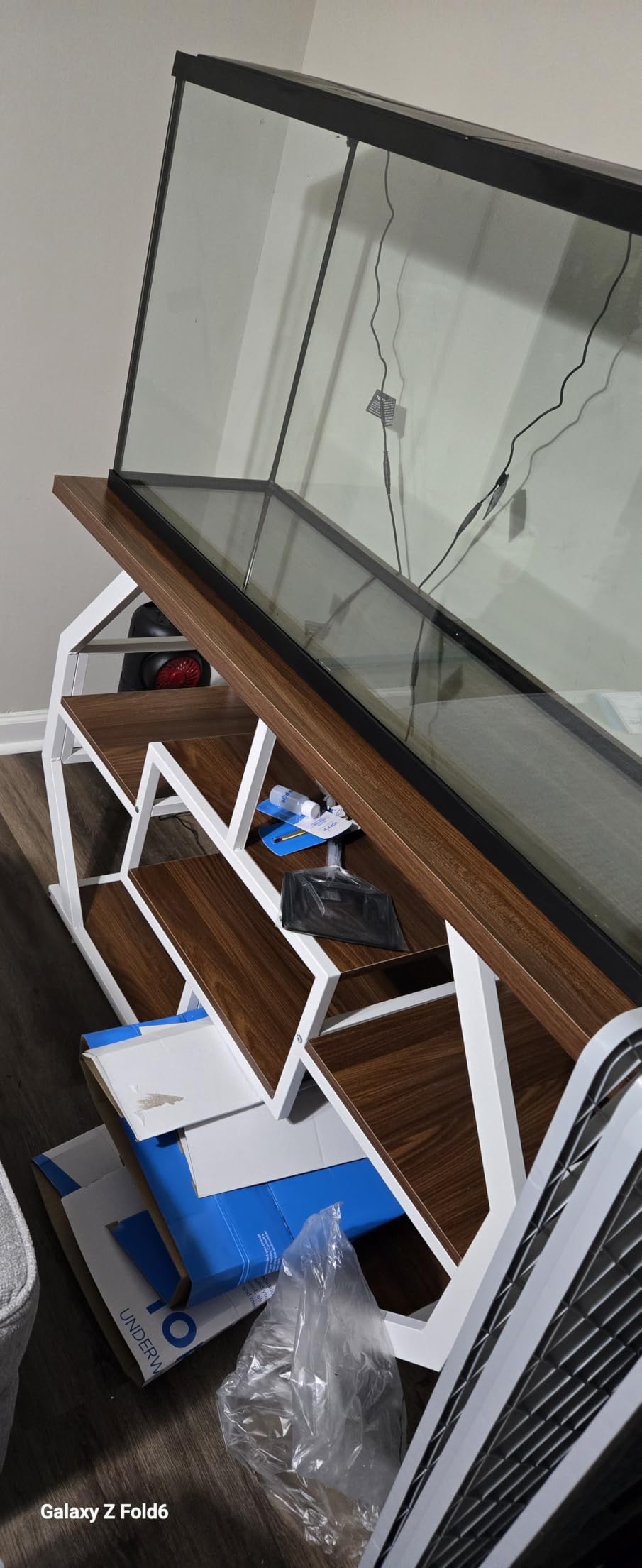 DWVO 55-75 Gallon Aquarium Stand 29 with Power Outlet,Black & Gold customer photo 2