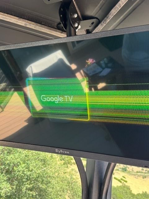 SYLVOX 32 inch Outdoor TV, Full Sun Outdoor TV 1500 Nit High Brightness customer photo 2