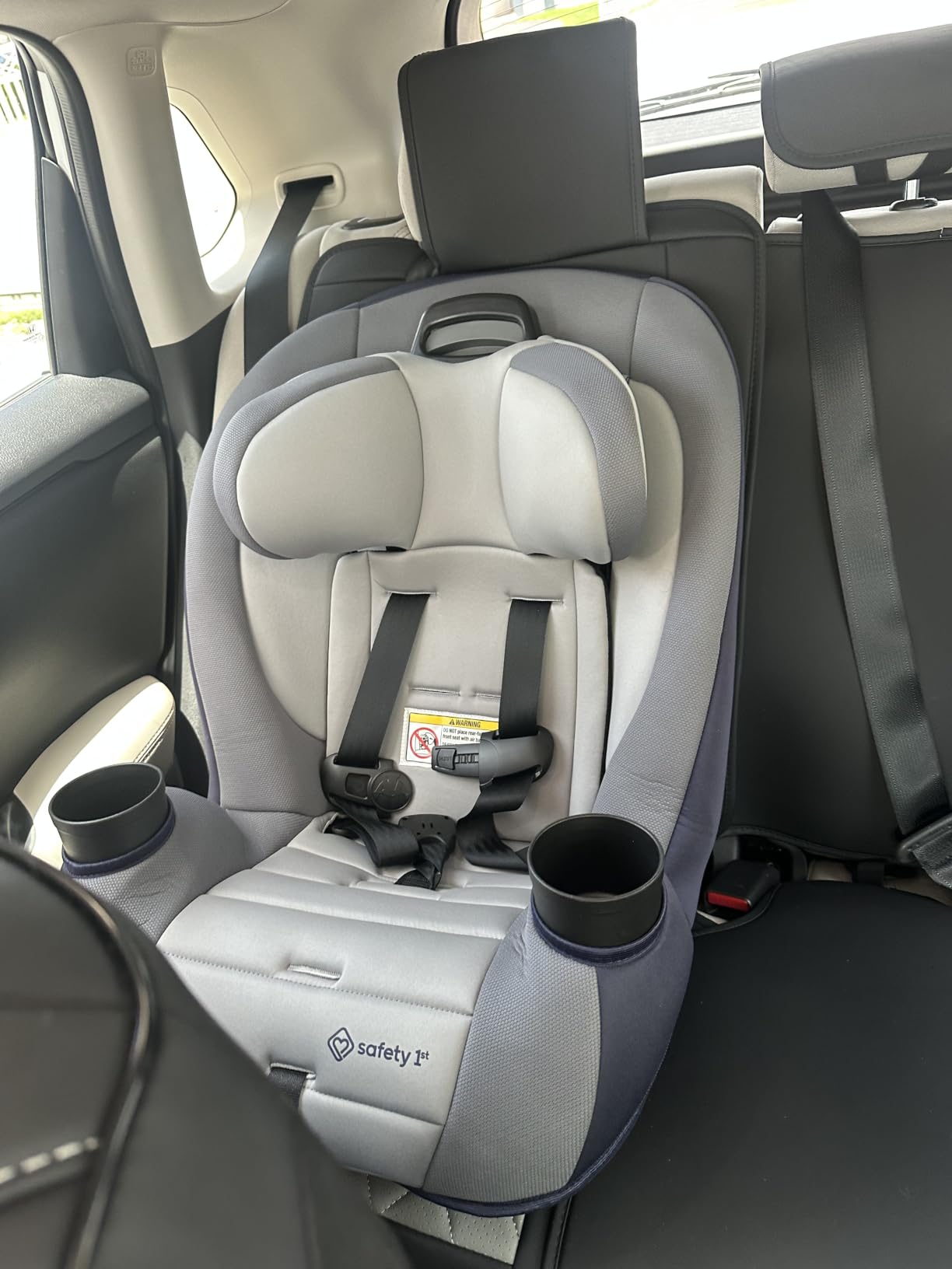 Safety 1st Ellaris 3-in-1 Convertible Car Seat, Slim Fit Design, Rear & Forward-Facing, 5-Position Headrest, Travel-Friendly with Machine-Washable Seat Pad, Peacock Blue customer photo 1