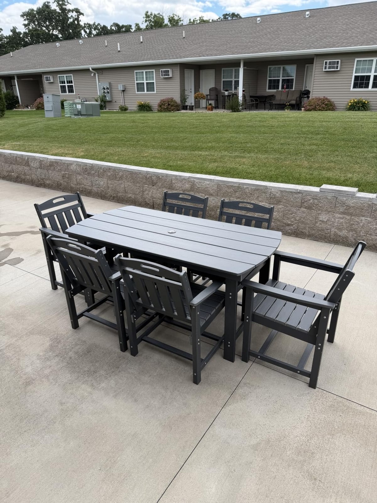 HDPE Outdoor Patio Dining Set with Table & 6 Chairs, All-Weather 7-Piece Outdoor Table and Chairs, 2