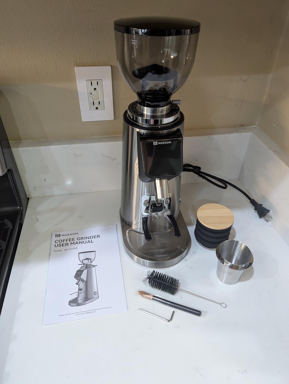 MOKKOM 64mm Flat Burr Coffee Grinder, Espresso Grinder,100 Grind Settings customer photo 1