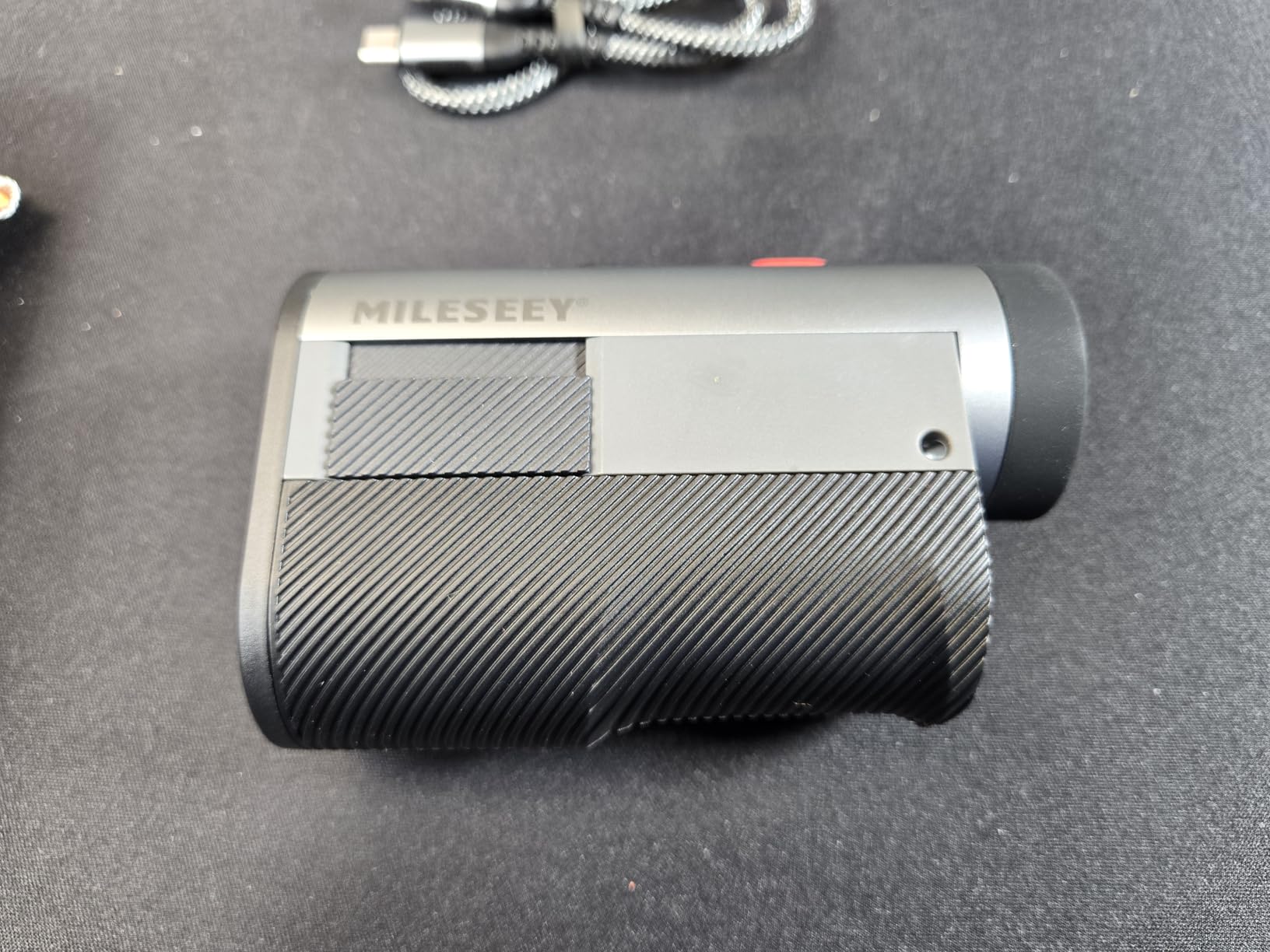 MILESEEY G1 Touchscreen & GPS Rangefinder with 43000+ Built-in Golf Courses customer photo 1
