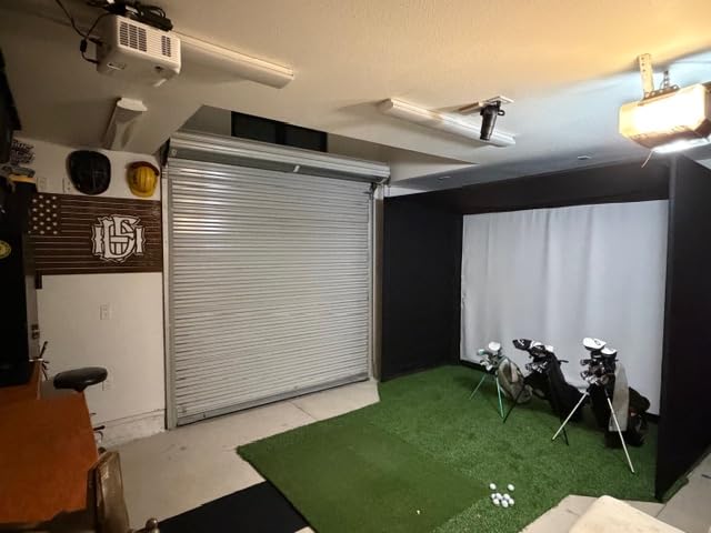 Diandian Golf Simulator Enclosure Kit 10 x 8 ft with 4K-Ready Impact Screen customer photo 1