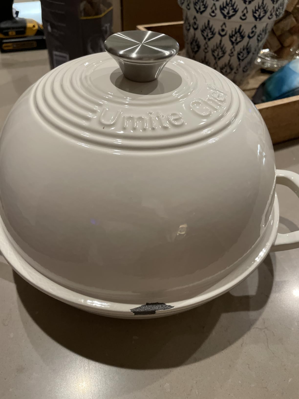 Enameled Round Cast Iron Bread Oven, 6 Qt Cast Iron Dutch Oven for Homemade Sourdough Bread Baking, Bread Pot with Dome Lid & Cotton Potholders (Cream White) customer photo 1