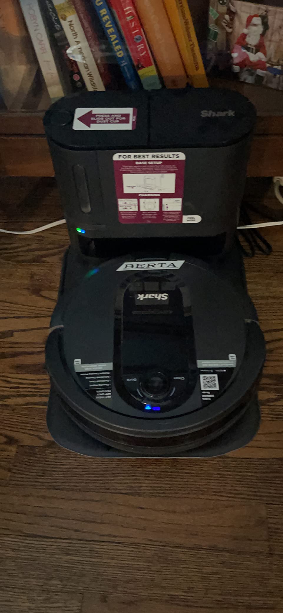 Shark PowerDetect Robot Vacuum & Mop Combo, 60-Day Self-Empty, AV2810ZEWH customer photo 1