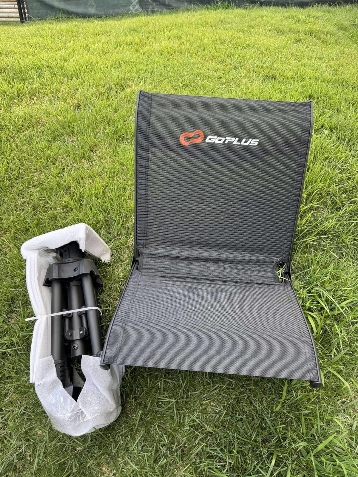 HAPPYGRILL 360° Swivel Hunting Chair, Folding Silent Hunting Blind Chair with Adjustable Height Legs, All-Terrain Foot Pads, Portable Sniper Seat for Fishing, 330 LBS Capacity customer photo 2