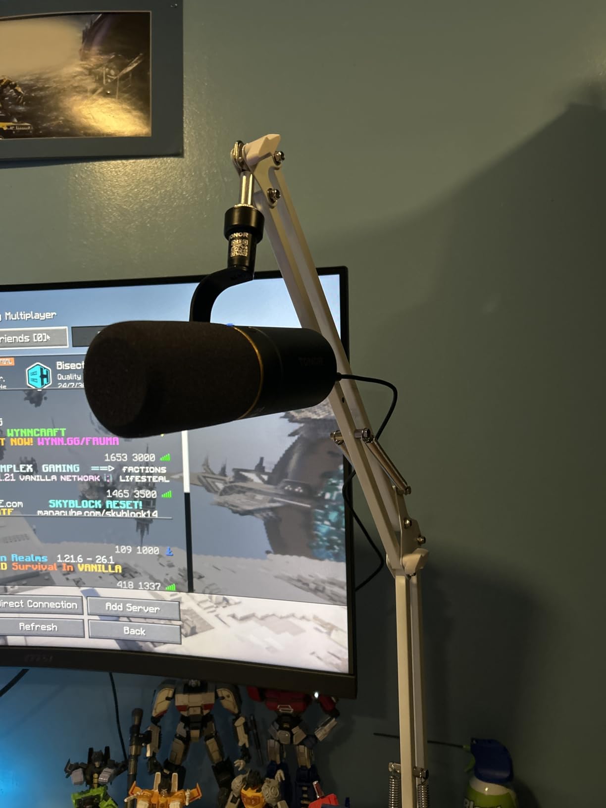 TONOR Dynamic Podcast Microphone for Content Creators, Cardioid XLR/USB Mic customer photo 2