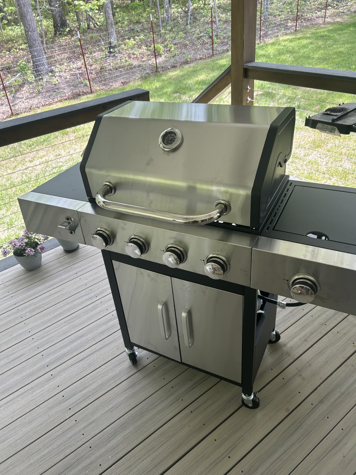 4-Burner Propane Gas Grill and Griddle Combo with Side Burner customer photo 1