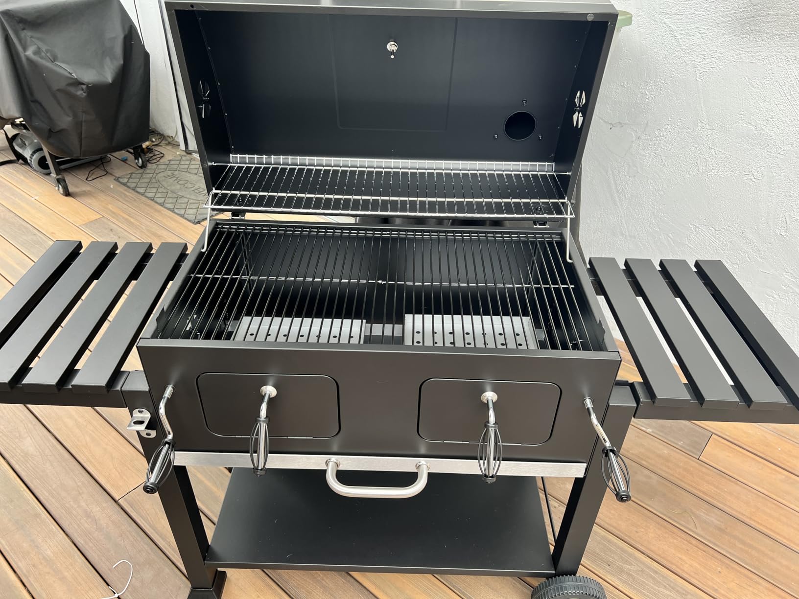 VEVOR Charcoal Grill, 780 sq.in. Extra-Large Charcoal Barbecue Grill with 2 Liftable Charcoal Trays & Folding Side Tables, High-Temp Powder-Coated Steel BBQ Cooking Grills for Patio Backyard Parties customer photo 1