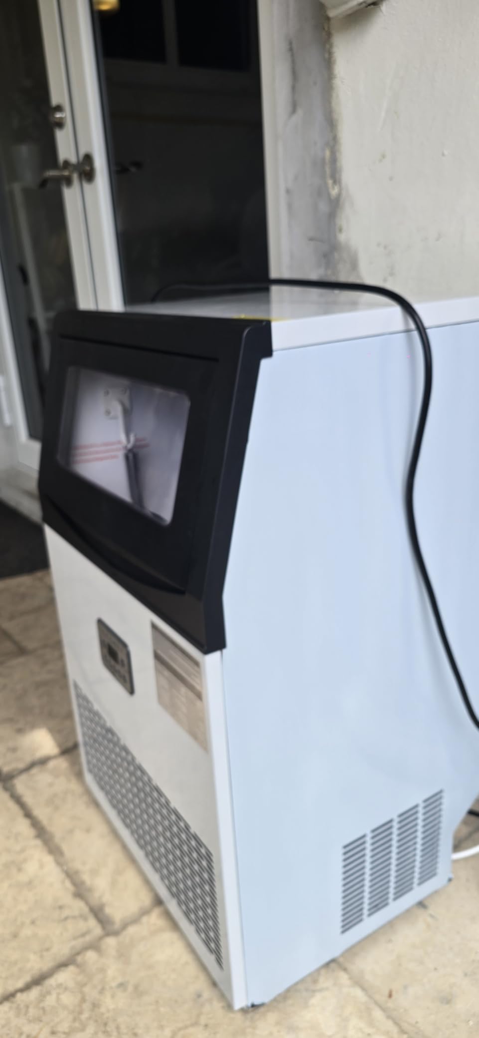 Manastin Commercial Ice Maker, 200LBS/24H, 33LBS Storage, with Water Filter customer photo 1