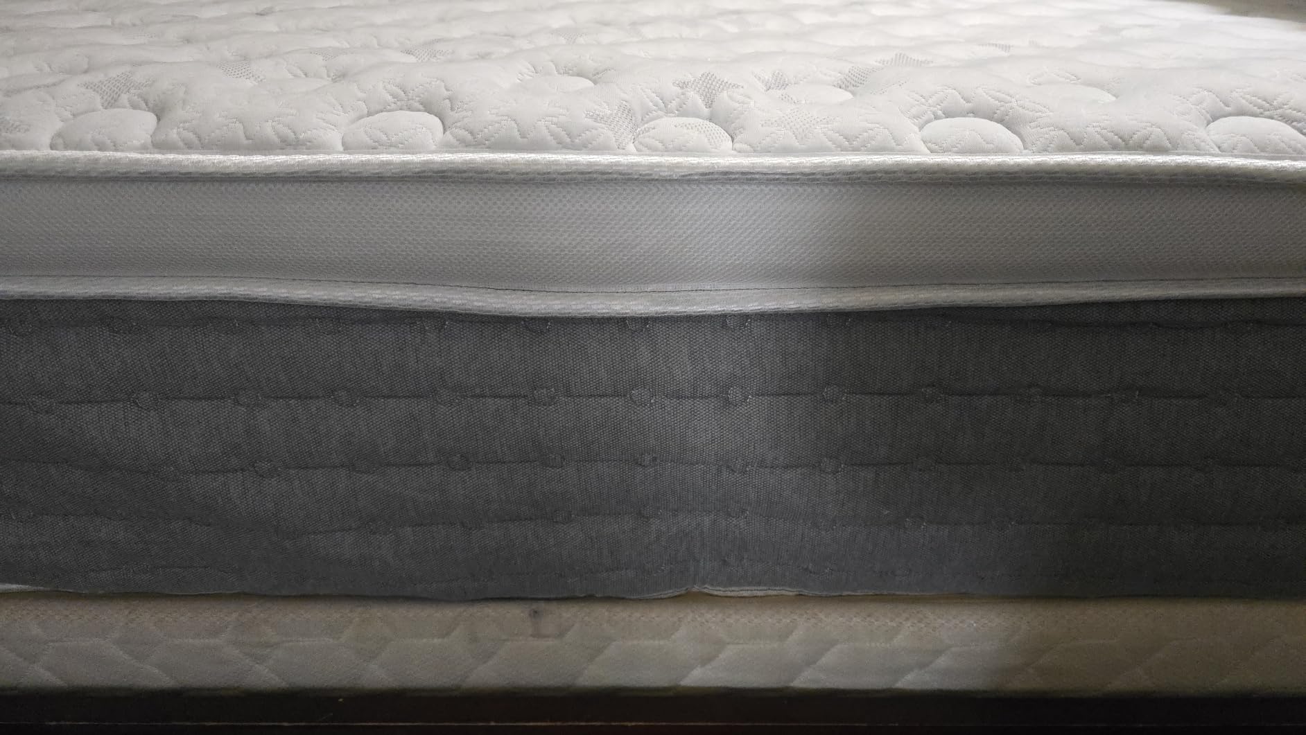 Sleepmax Extra Firm Queen Mattress 12 Inch, Hybrid Mattress Pain Relieving customer photo 2