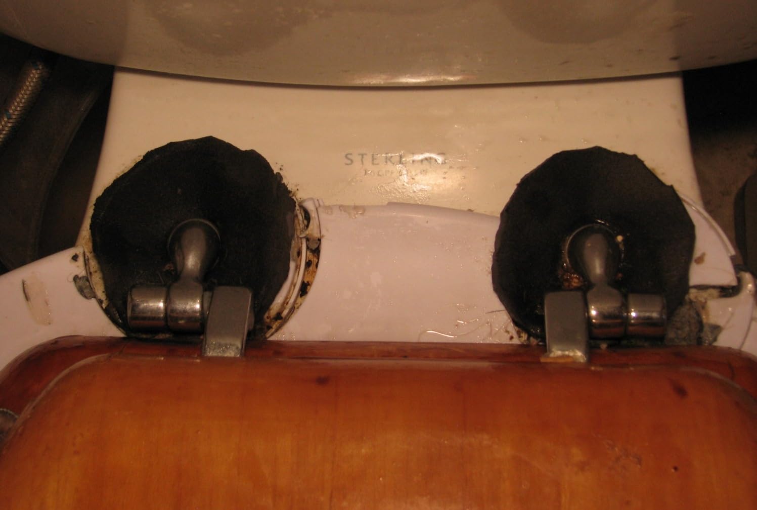 CLEAR REAR Bidet Attachment for Toilet Seat - Non-Electric with Self Cleaning Dual Nozzles, Leak Proof Connectors, Adjustable Water Spray, Rear & Feminine Wash - Hygienic Bathroom Upgrades customer photo 1