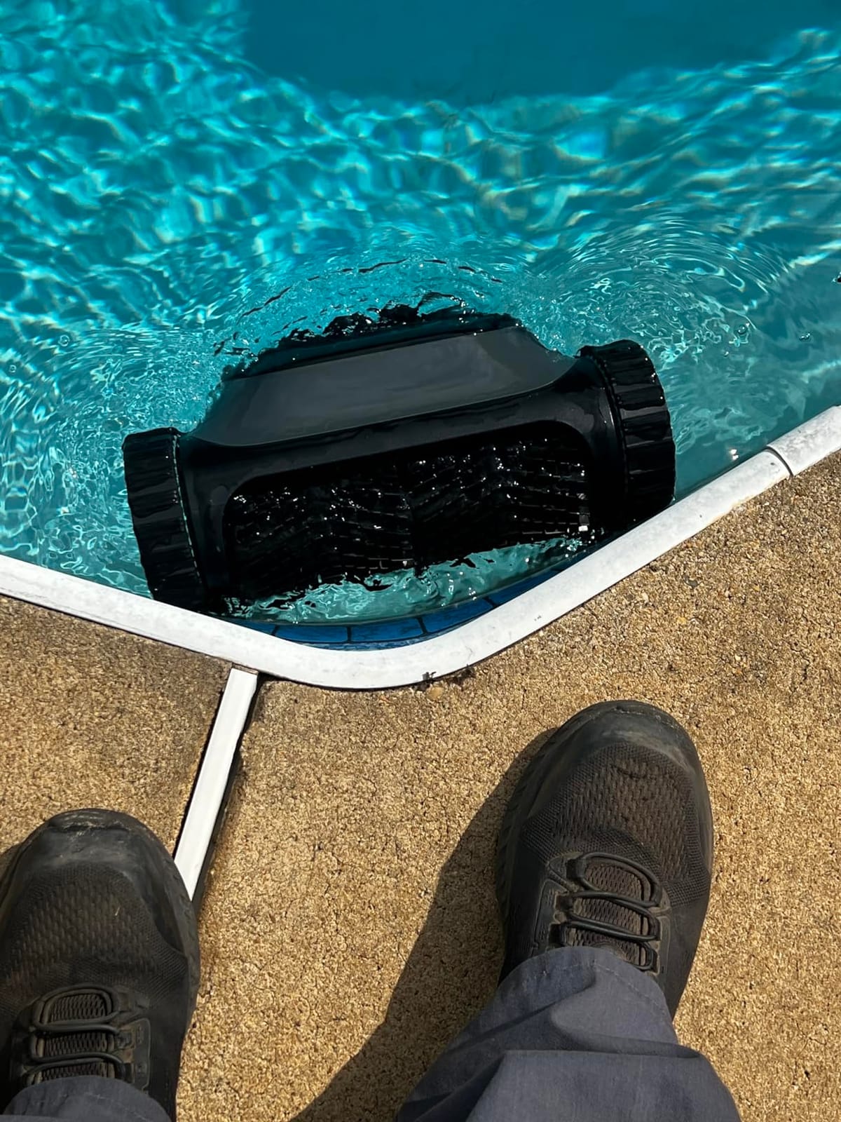 Aiper Scuba S3 Robotic Pool Cleaner for All Inground Pools, Obsidian customer photo 2