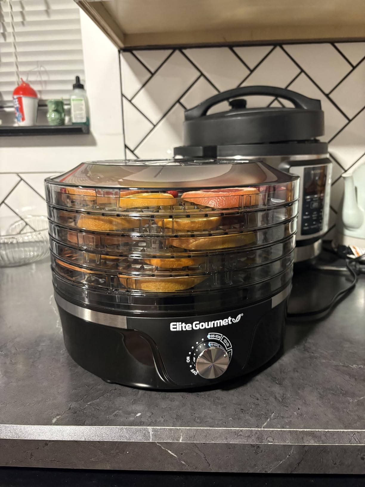 Elite Gourmet Digital Food Dehydrator, 5 SlimStore® Collapsible Trays customer photo 2